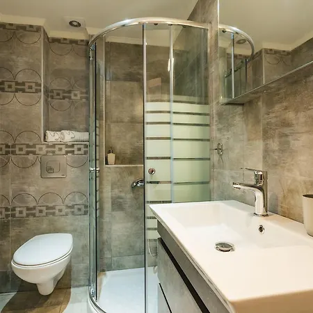 Enastron Apartment